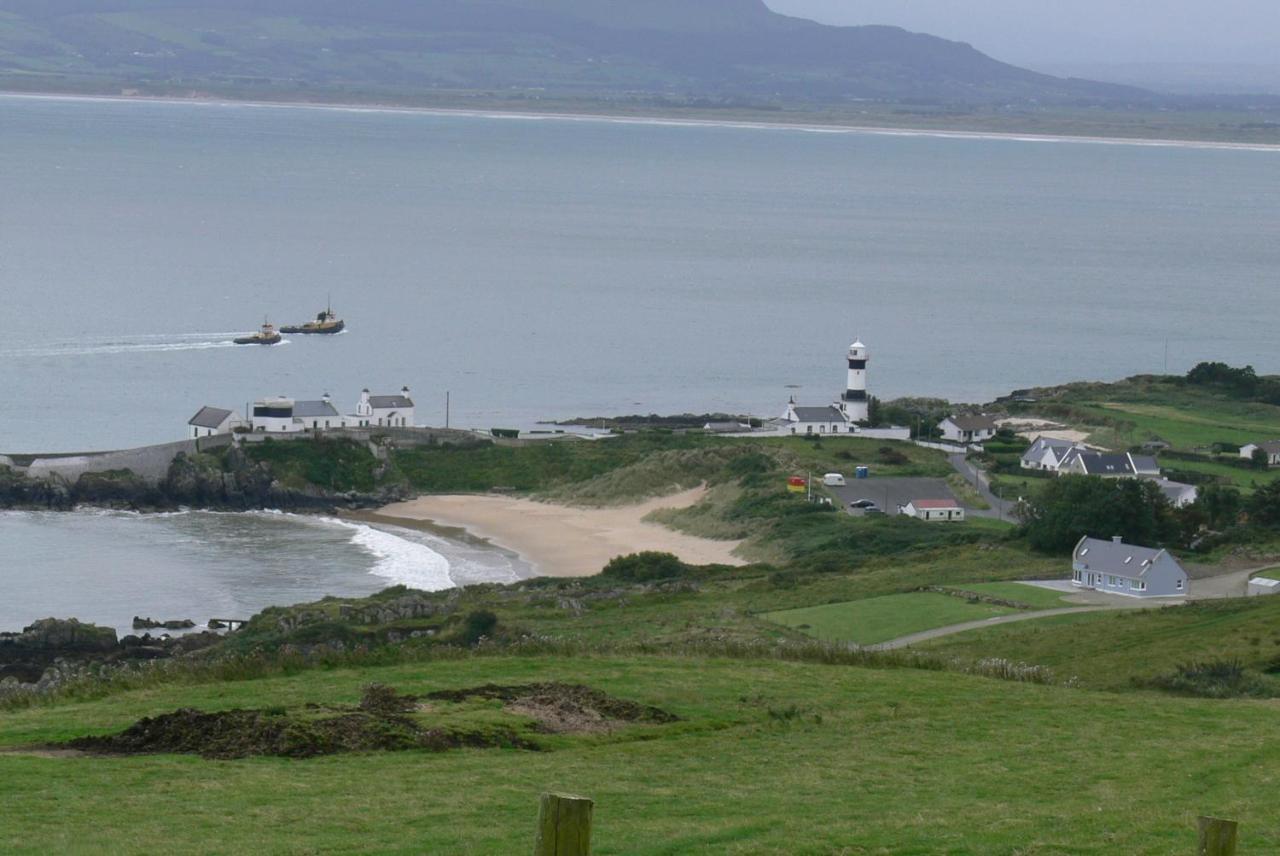 Foyle View Cabin Hotel Greencastle  Exterior photo